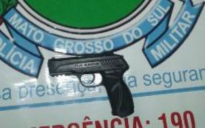 Polícia Militar apreende simulacro no Residencial Novo Oeste 