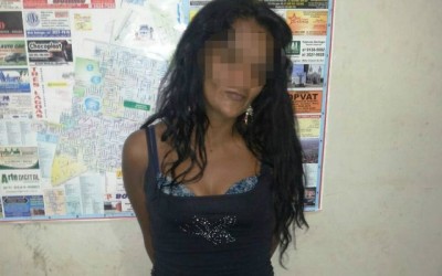 Mulher reincidente em furto é presa cometendo novo delito em supermercado 