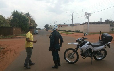 Fio de alta tensão se rompe e causa acidente no bairro Vila Alegre