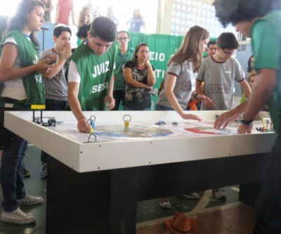 Nonotec é a campeã de Três Lagoas do 2º Torneio de Robótica das Escolas do Sesi