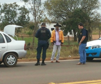 Perito Criminal flagra motorista bêbado em rodovia e pede ajuda a PM 