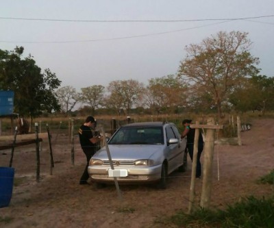 Carro usado em fuga de jovens é localizado e apreendido na Rua Egídio Thomé 