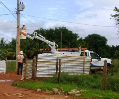 Problema em rede elétrica deixa moradores do Cinturão Verde sem energia elétrica 