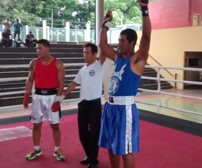 Thiago Santos se consagra tri campeão no Campeonato de Boxe realizado em Campo Grande  