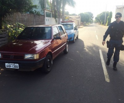 Após furto na madrugada, carro de comerciante é encontrado no Santos Dumont 