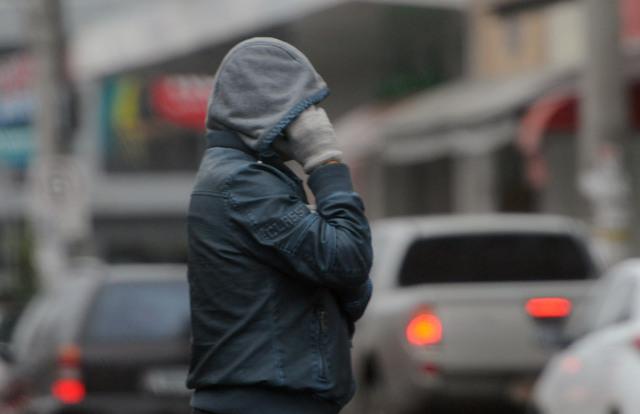 Frio chega no próximo sábado e pode chover